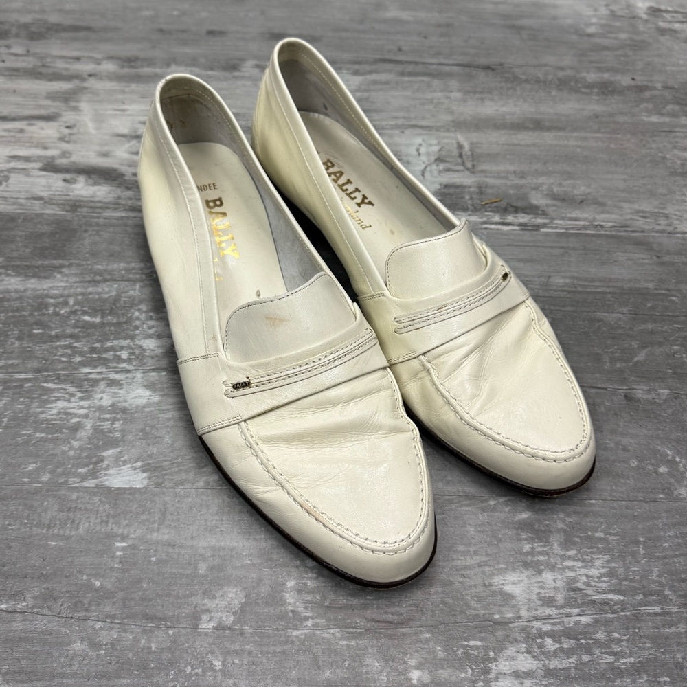 BALLY White Loafers 10 M